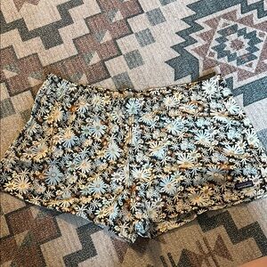 Patagonia Black and White Athletic Shorts Lightweight Floral